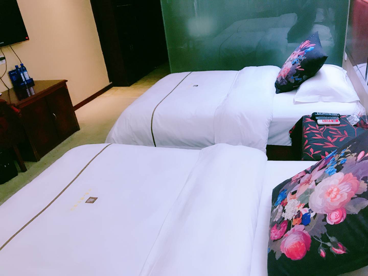 香格里拉沁鑫假日酒店