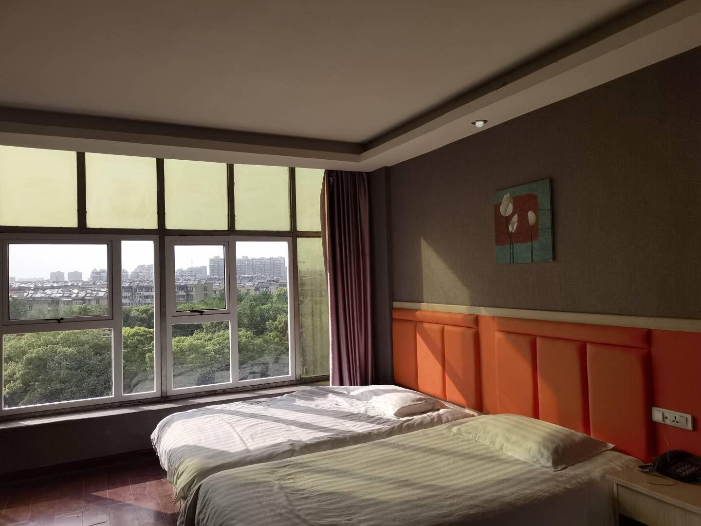 新海皇旅馆(南苑路店)