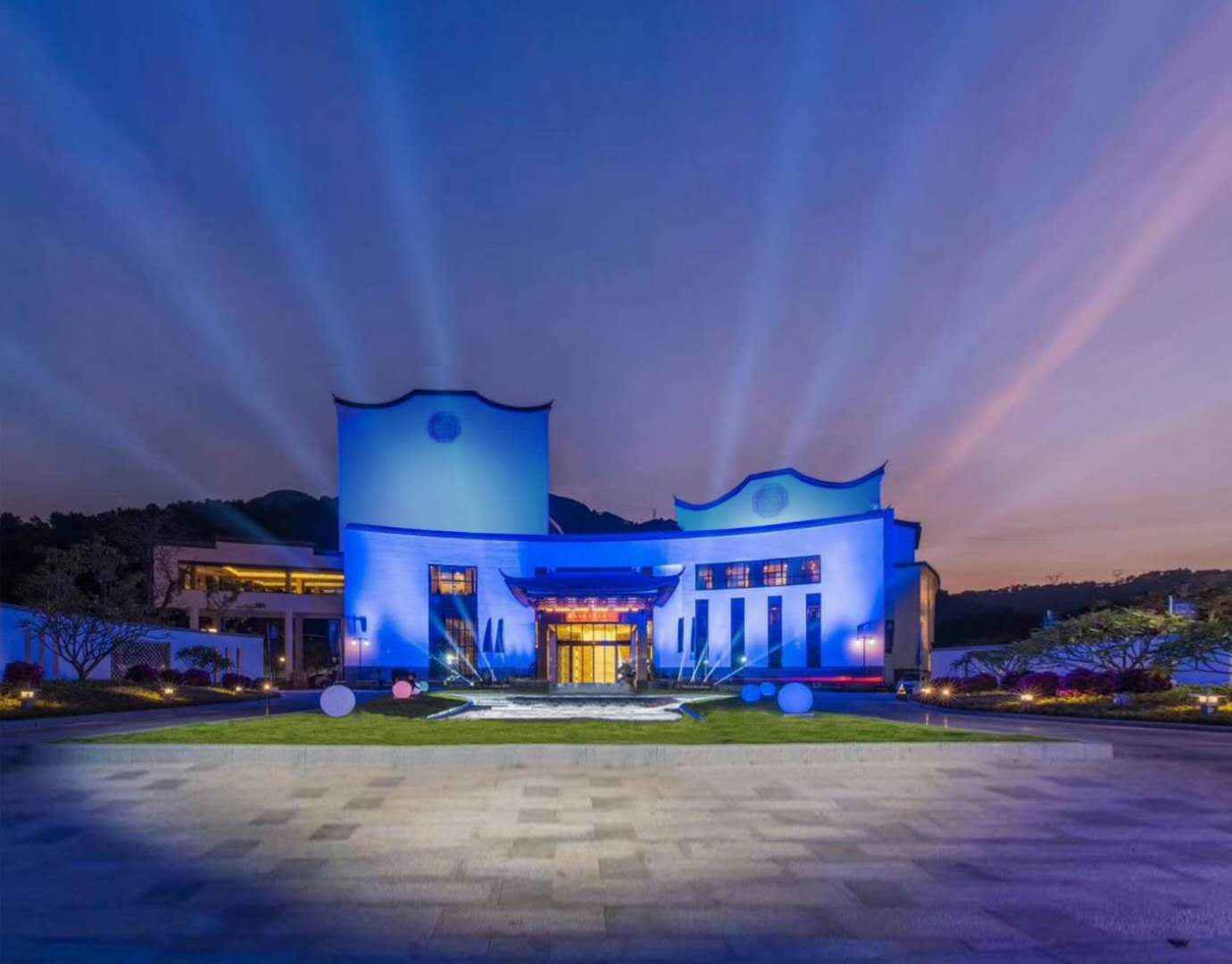福建闽苑酒店(闽侯大学城闽江学院学术交流中心店)