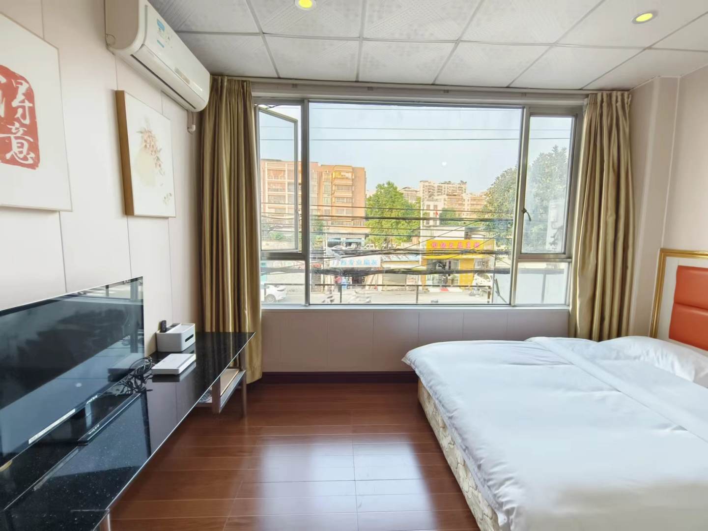 江门8号旅馆(蓬江店)