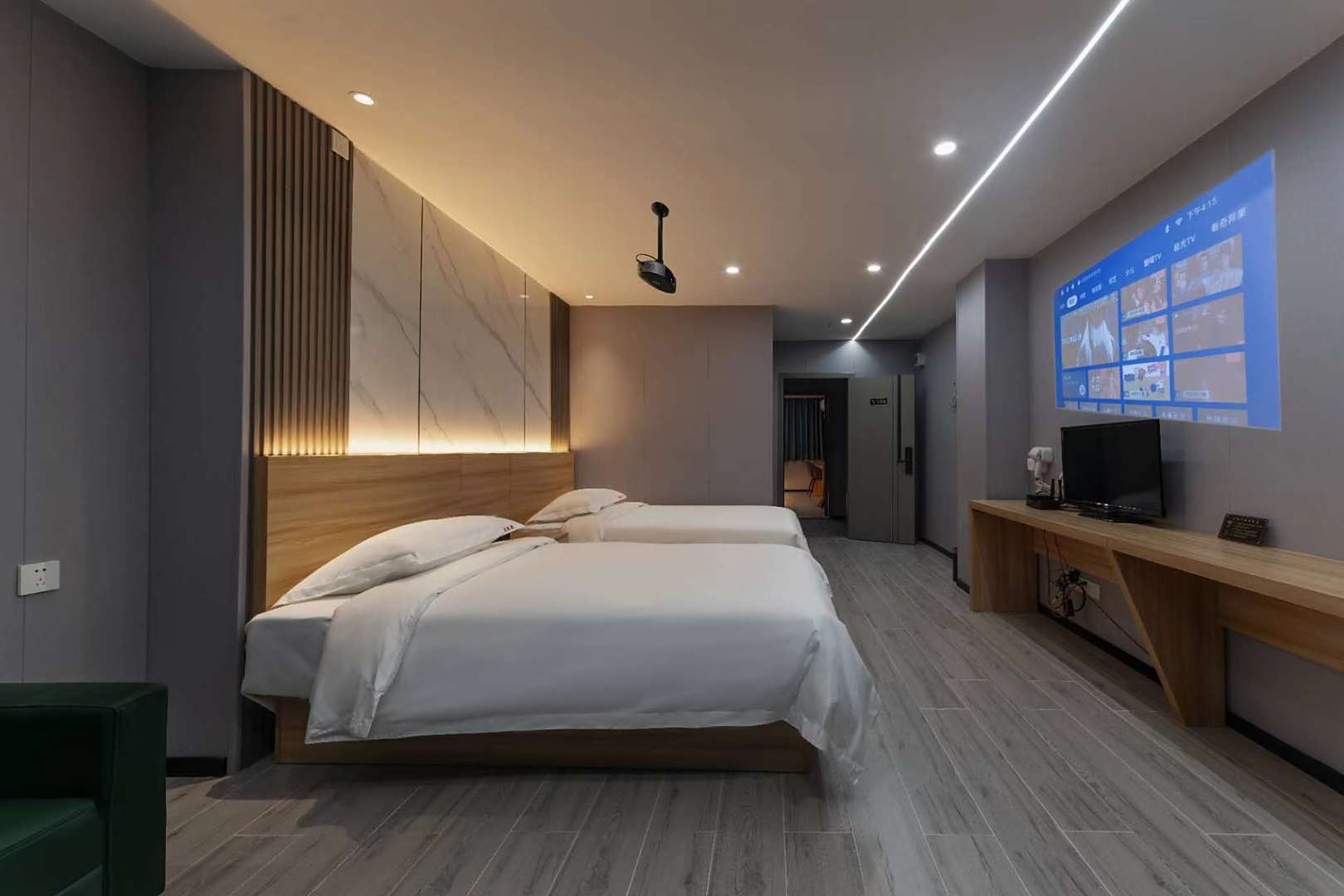 太东亚酒店(利和广场店)
