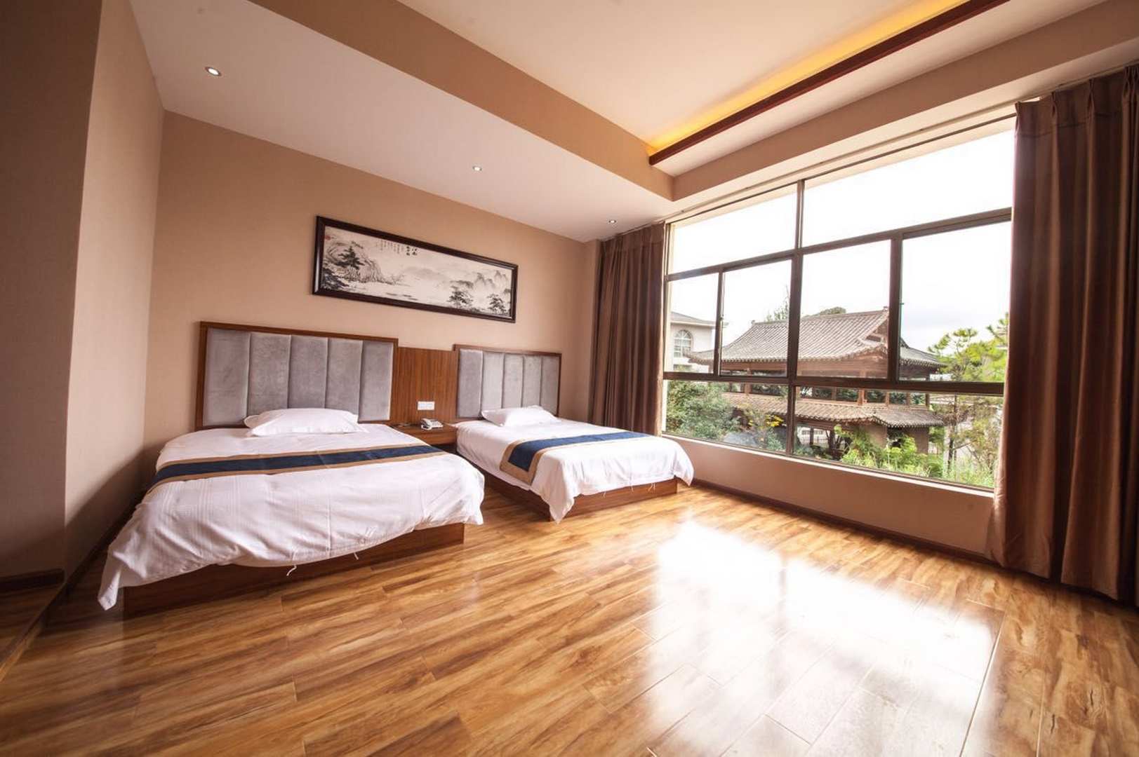 弥勒欣诚酒店(原昱昇宾馆)