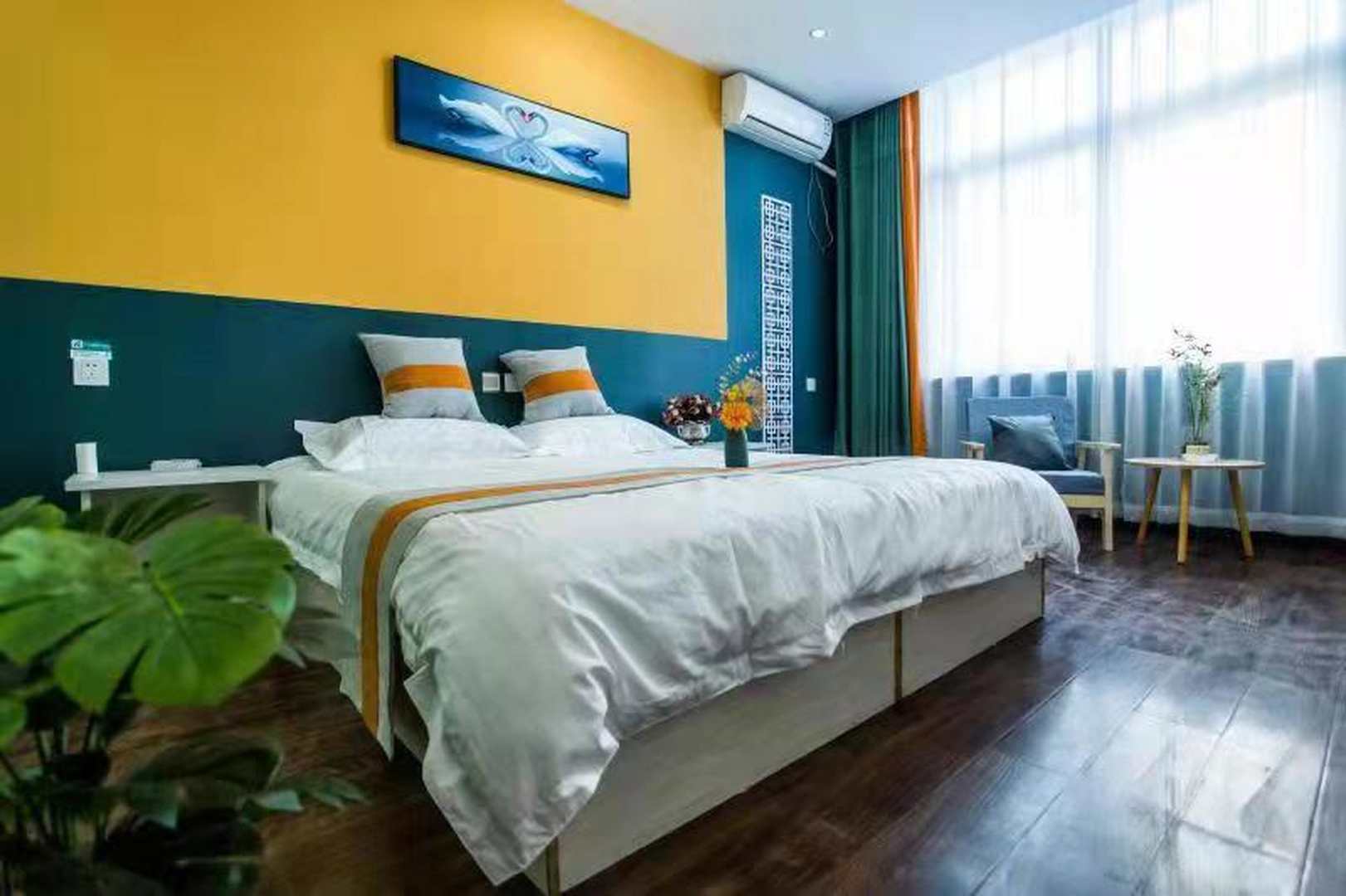 华鑫宾馆(建设东道店)
