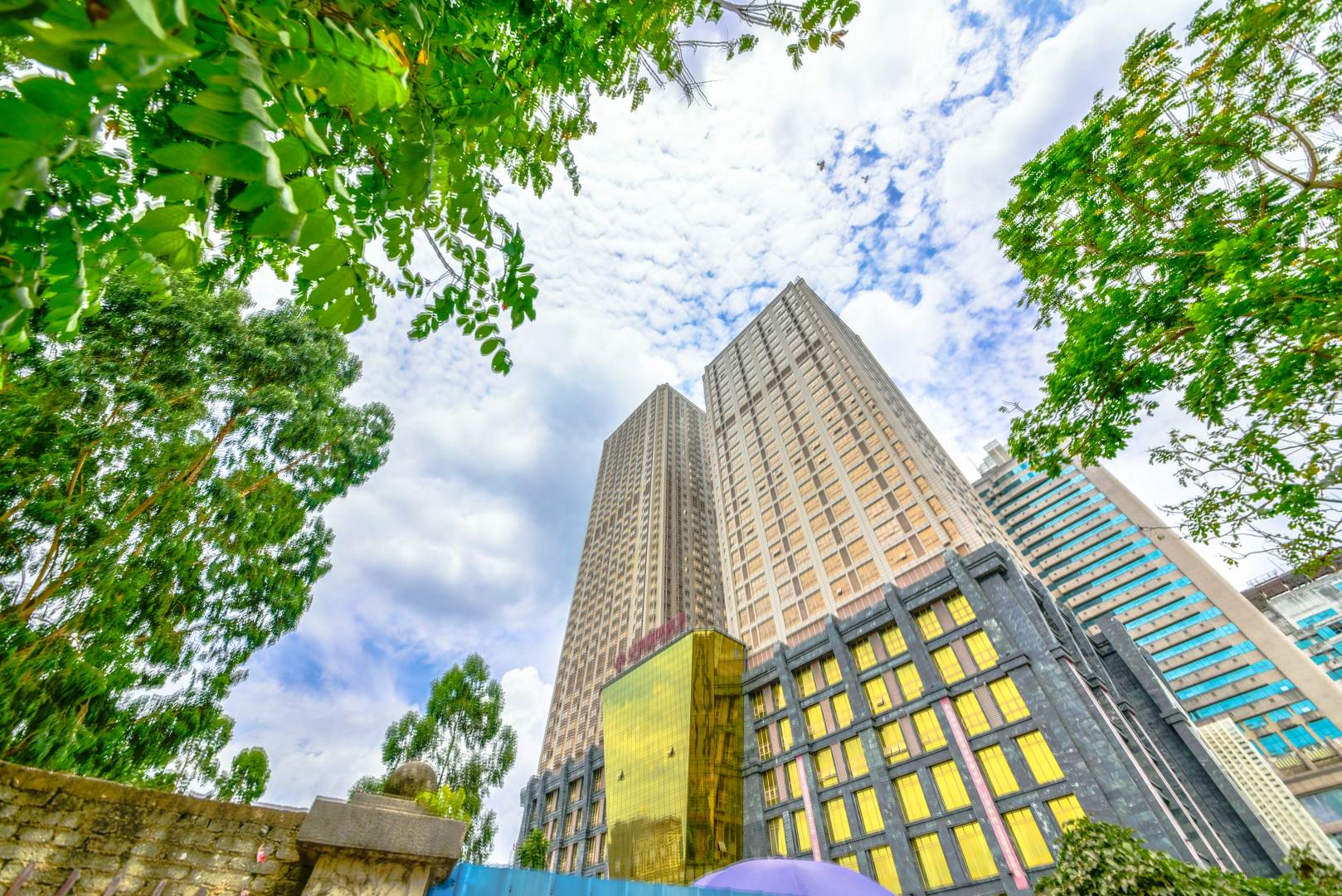 丽湾公寓酒店(湛江赤坎恒逸国际广场店)