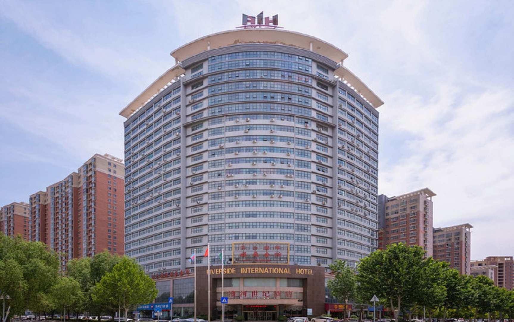 滨河世纪酒店