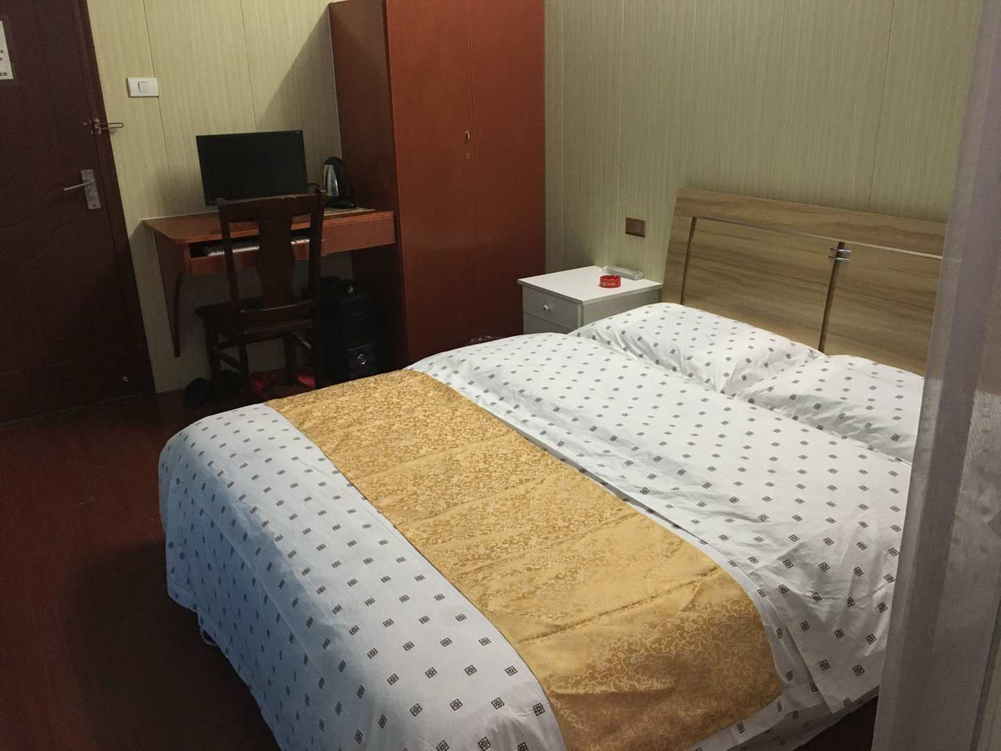 乐佳旅馆(槐荫大道店)