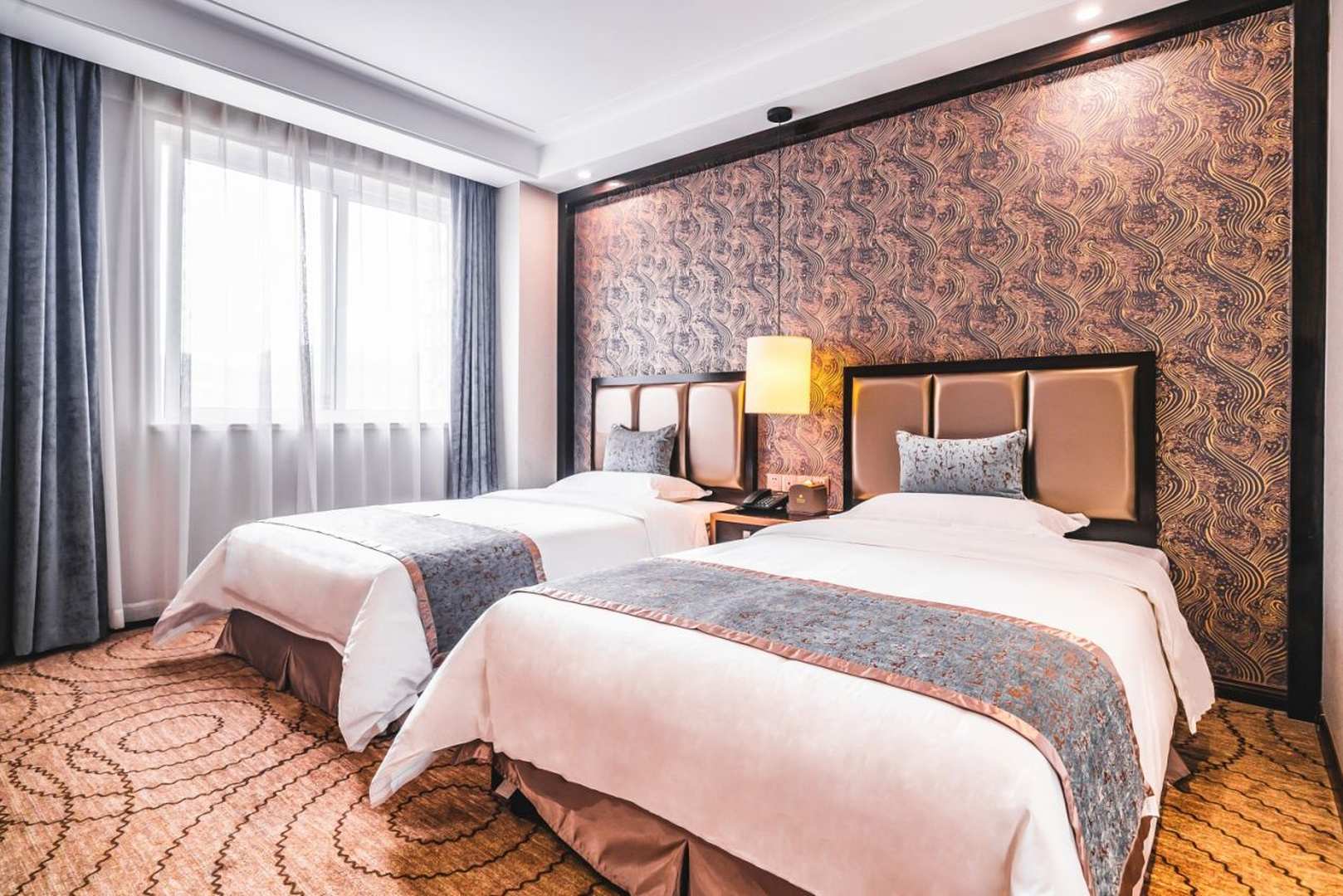 兴沂梦乐城大酒店(大商汇店)