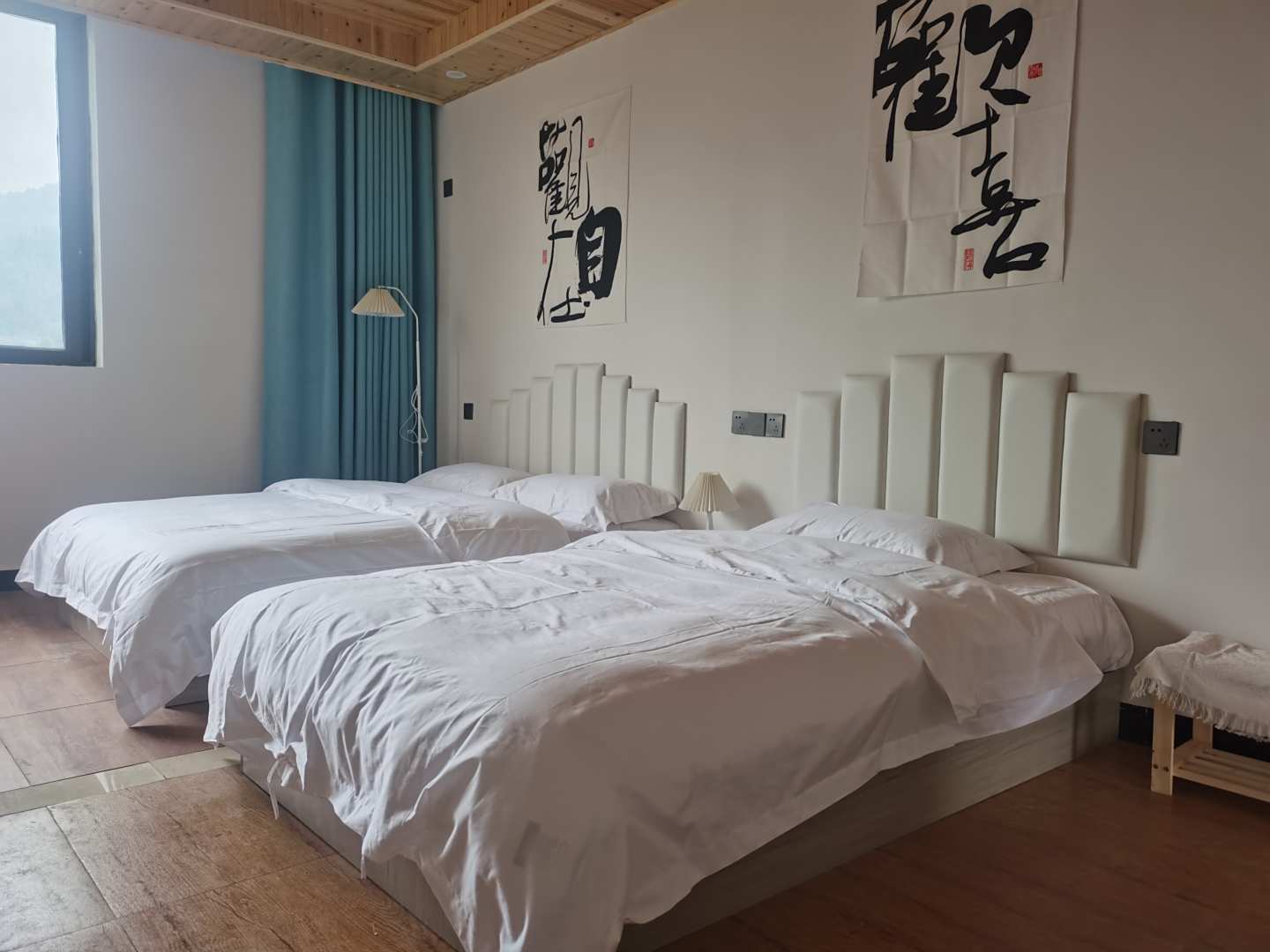 荥经瓦屋休闲农庄