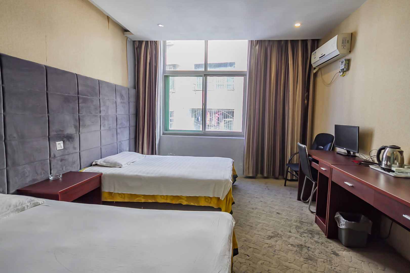 兴平碧海商务酒店