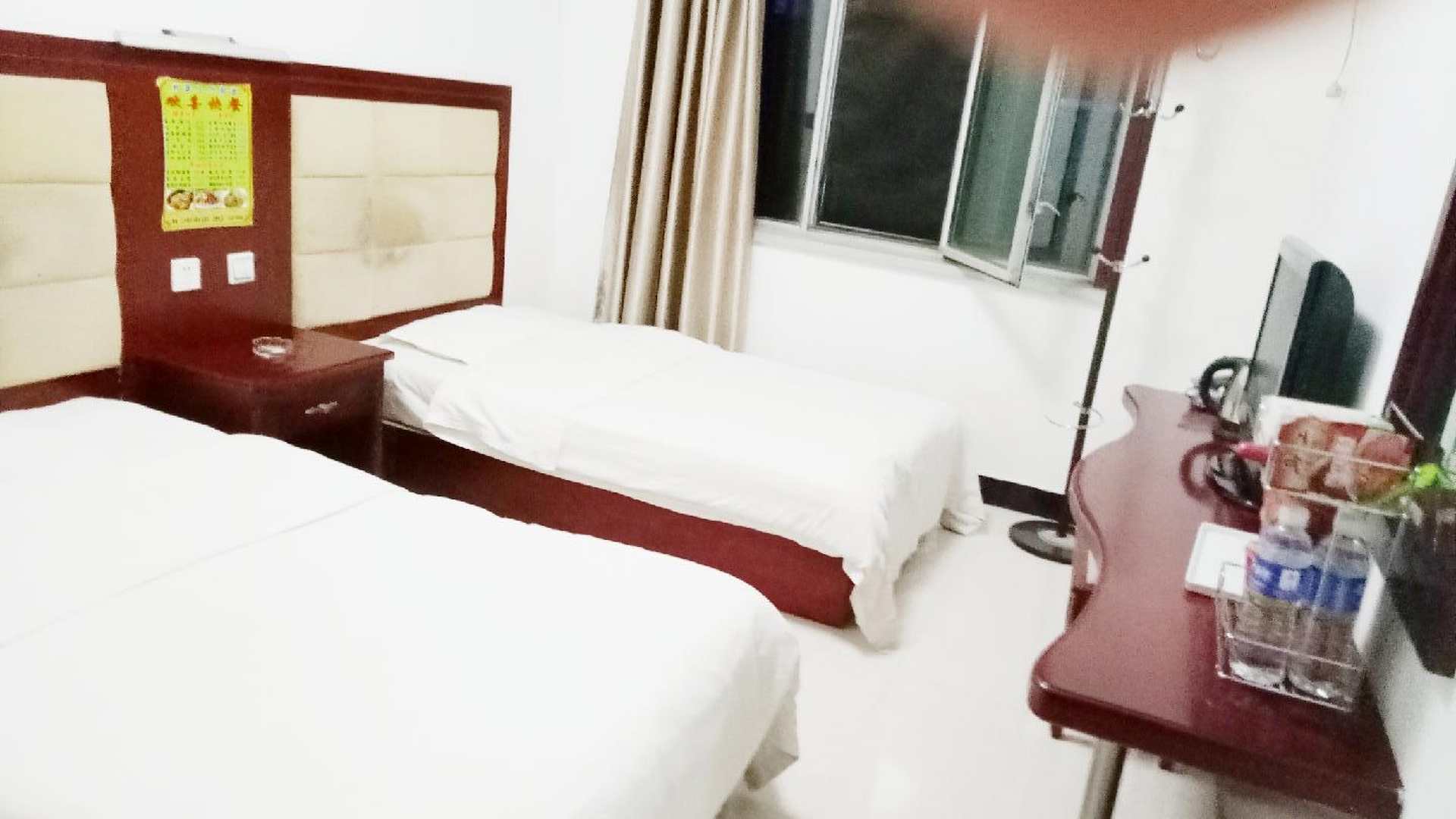 乌拉特中旗汇金商务宾馆