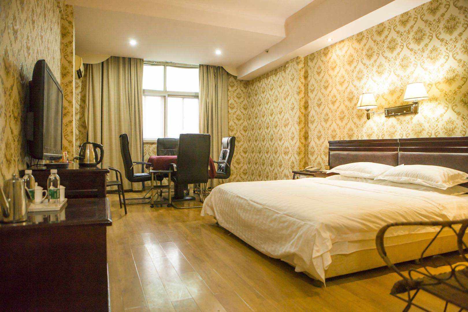 鹤壁建豪商务酒店