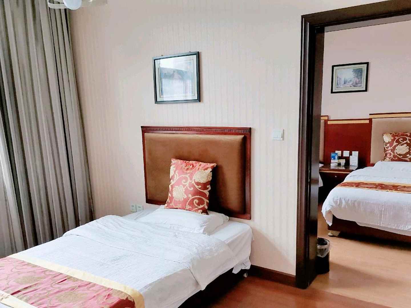 洋县悦豪快捷酒店