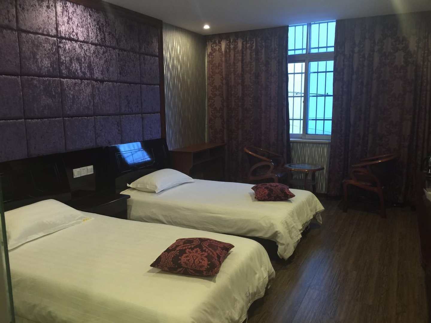 宁波豪丽商务宾馆(联丰中路店)