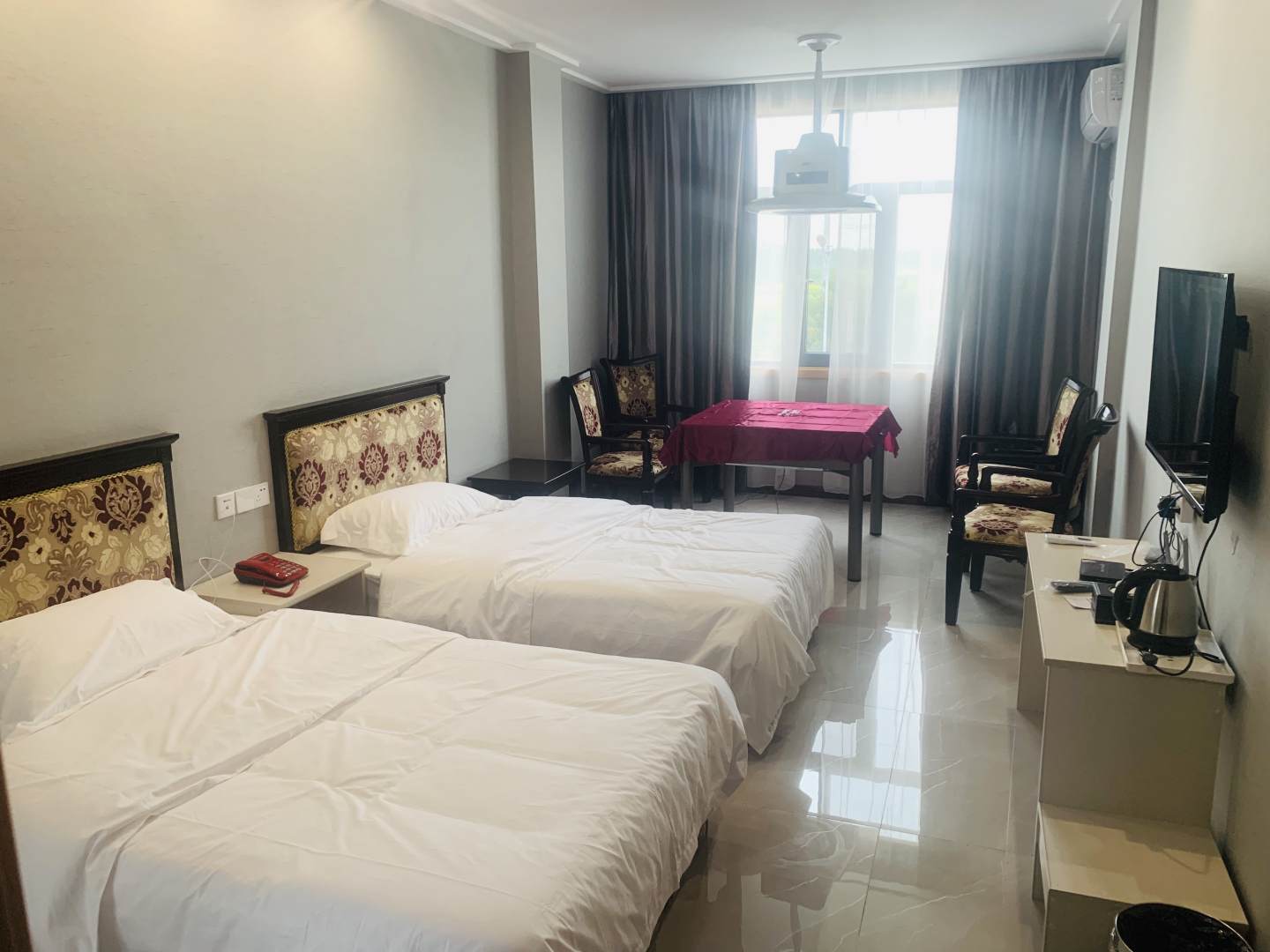 潜江绍清商务酒店