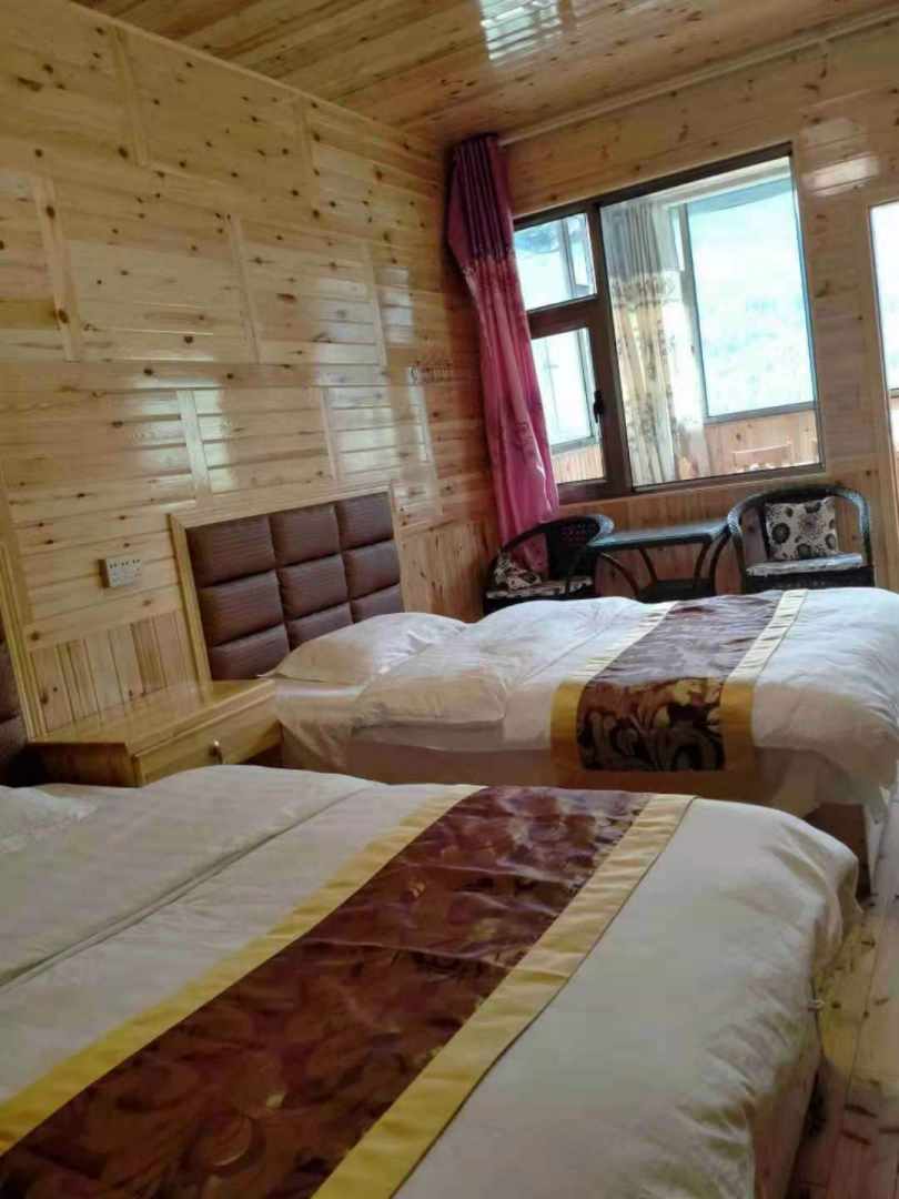 迭部扎尕那知尕客栈