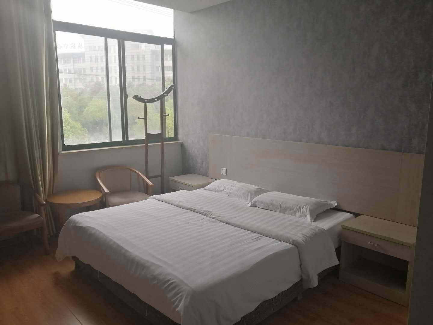 蓝帆宾馆