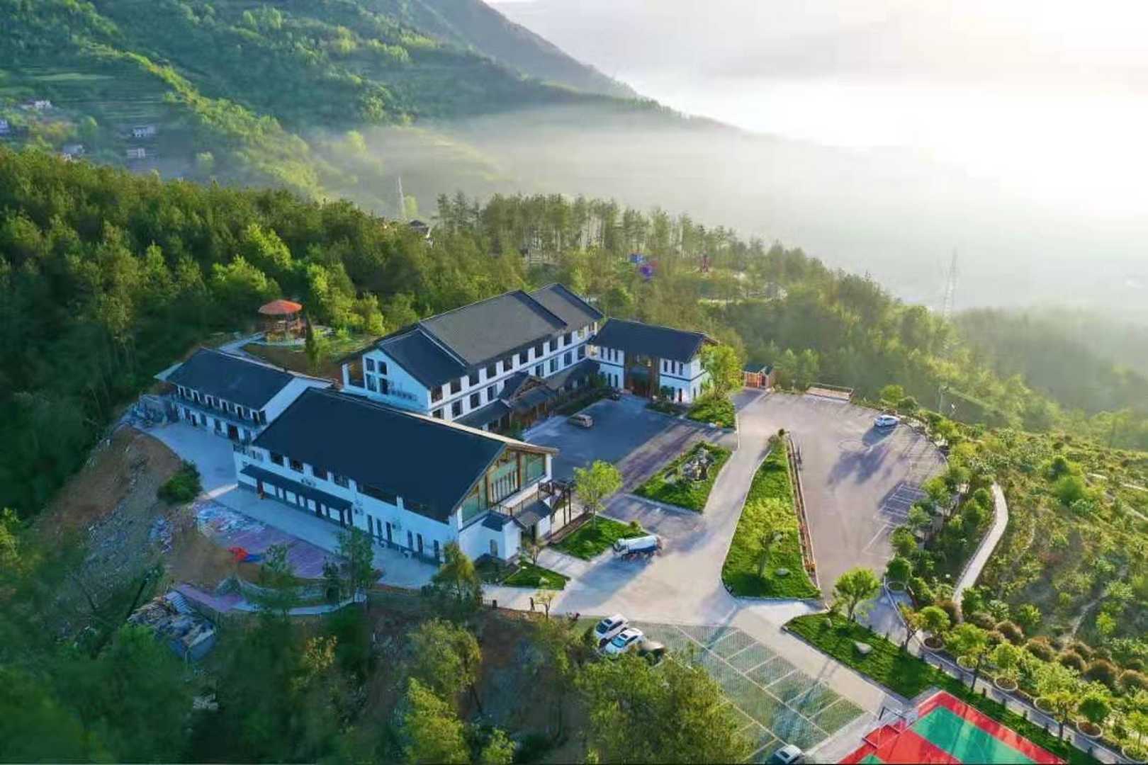 保康县云溪山庄