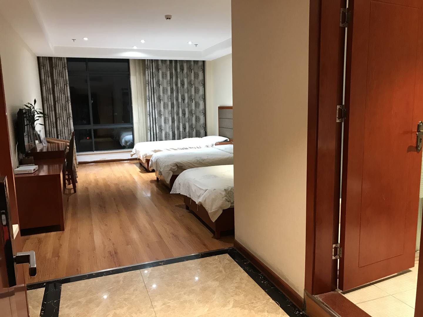 轩悦商务酒店