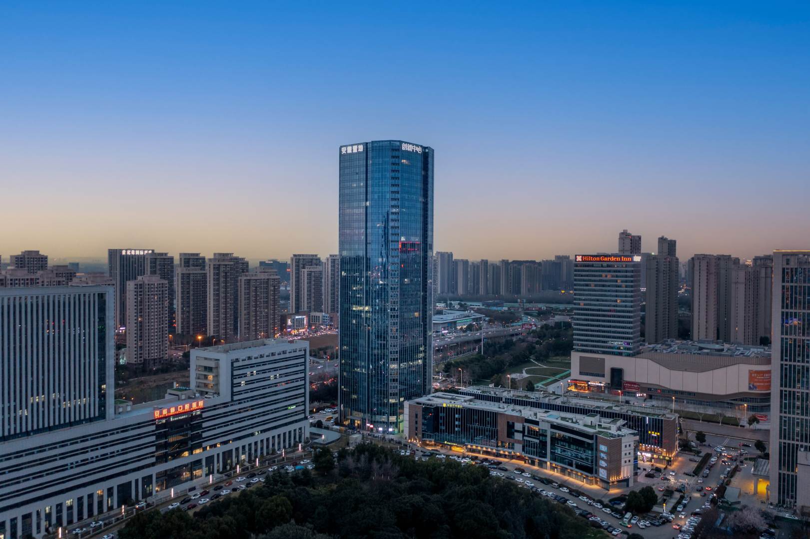 栢景艺术酒店