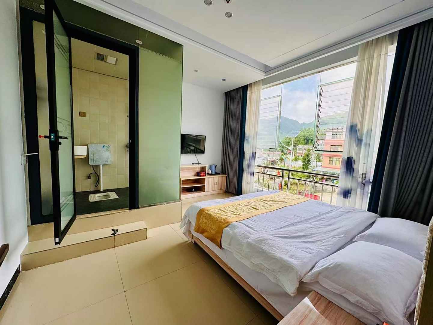 赫章花海人家酒店