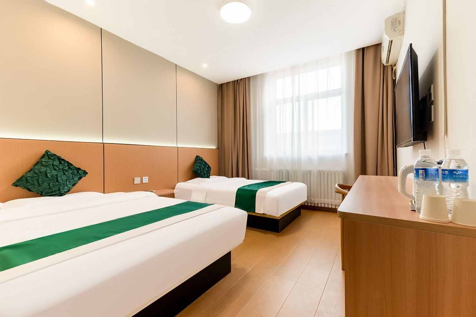 济大宾馆(济南大学东南门店)