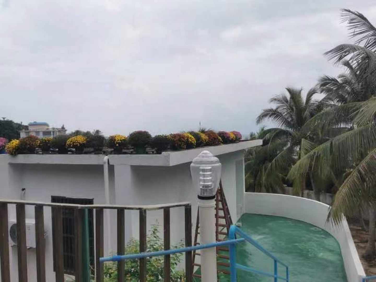 晨夕沙滩民宿