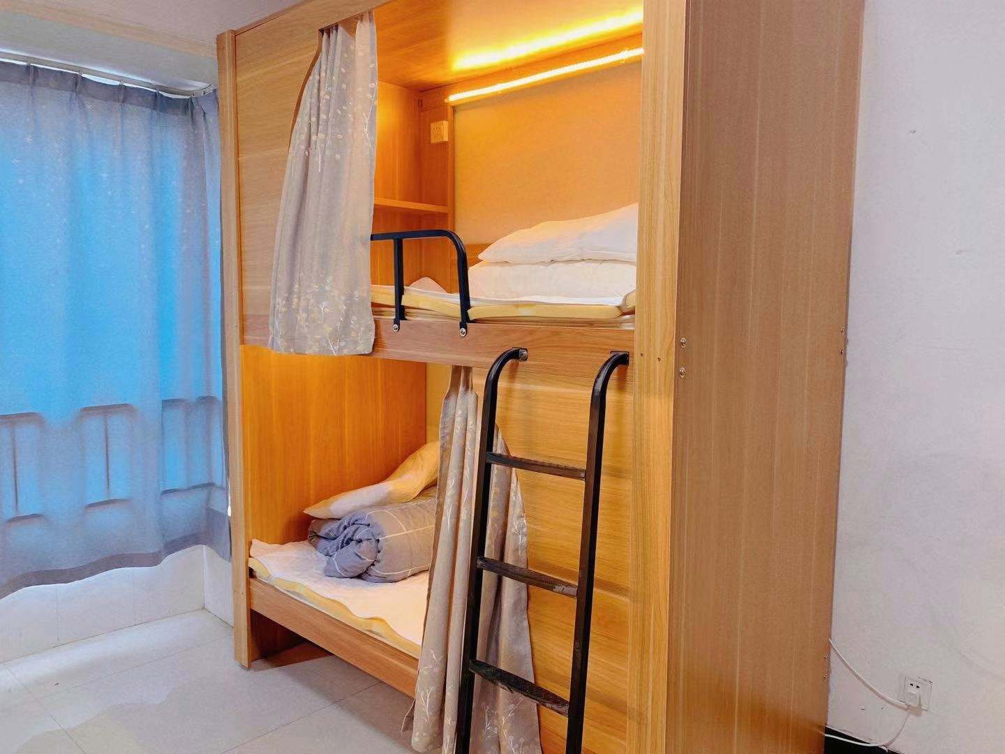 郑州锦瑟小筑青年旅舍(曼哈顿燕庄地铁站店)