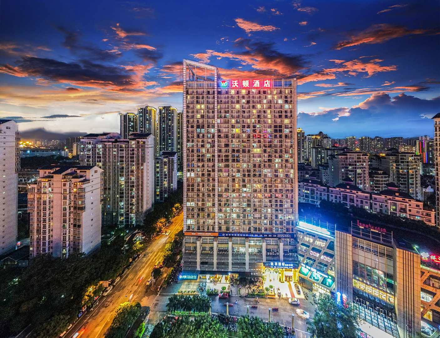 沃顿商务大酒店(柳州人民医院科技大学店)