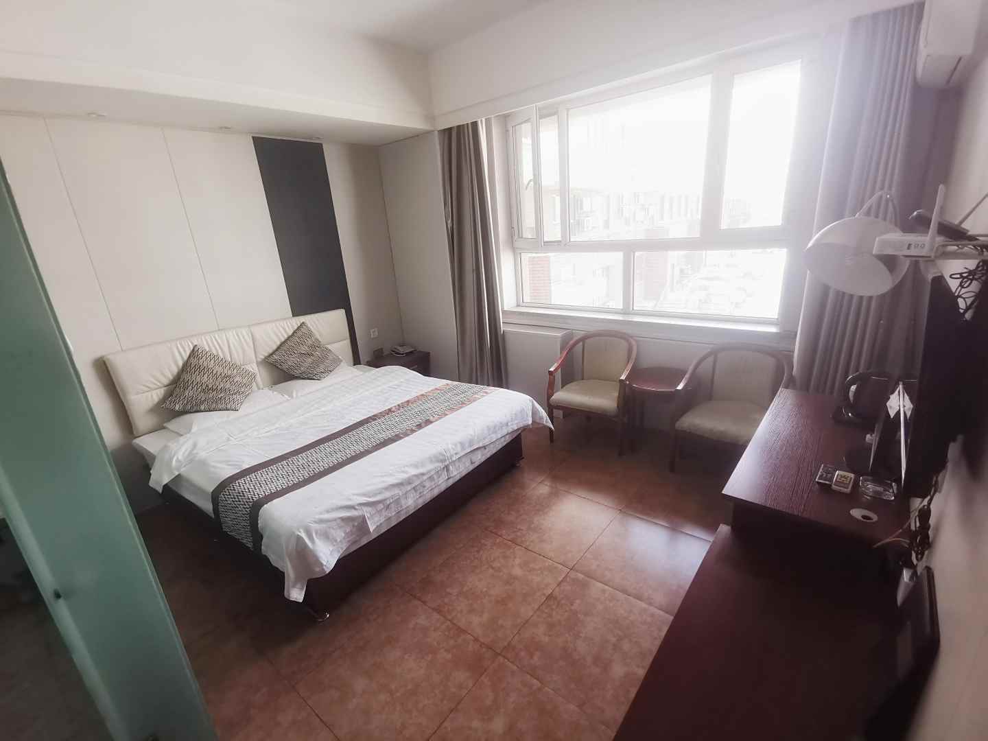 家·天下快捷宾馆(高铁站店)