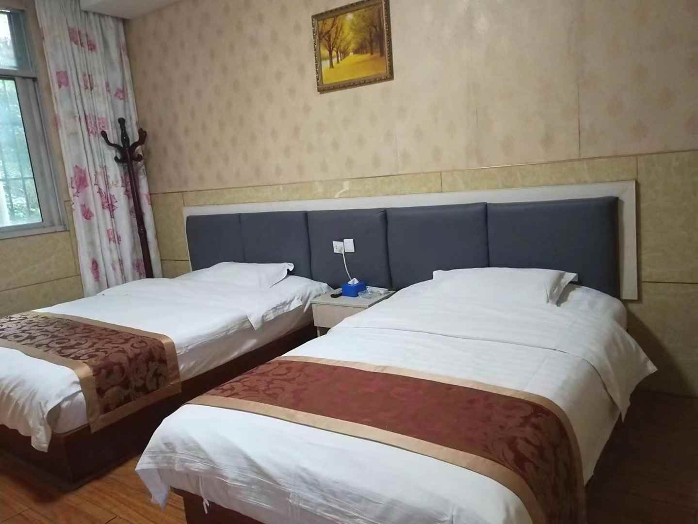 半岛商务宾馆