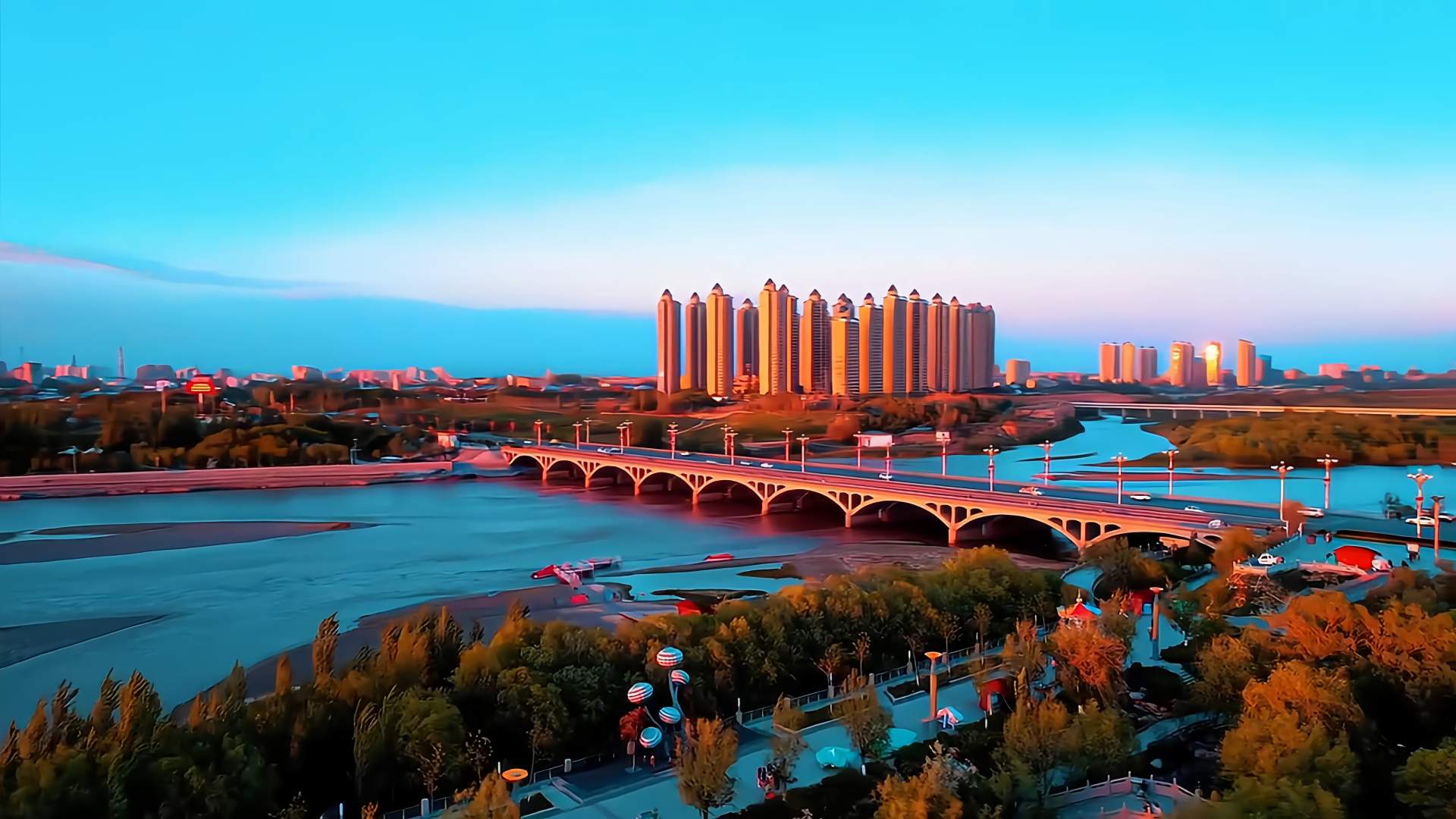 伊宁市星空阁九点(伊犁河店)