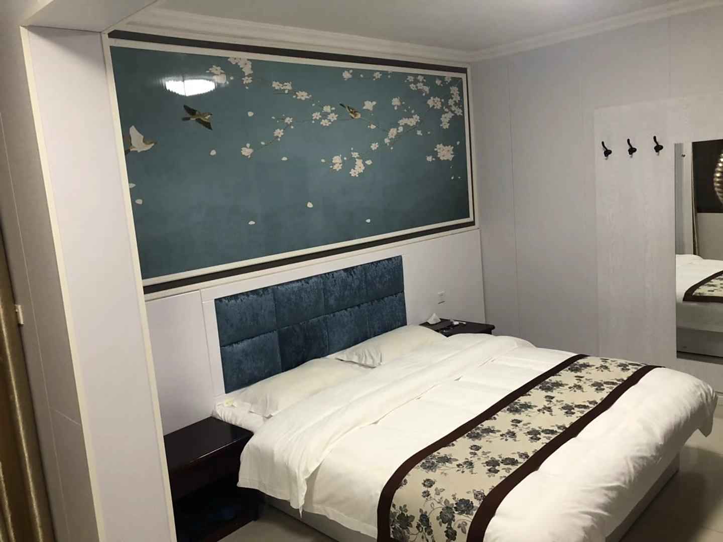 玫瑰园宾馆(江滨社区店)