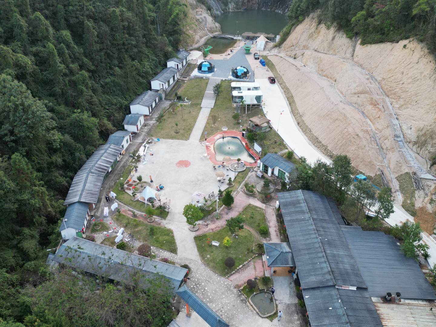 天泉山庄