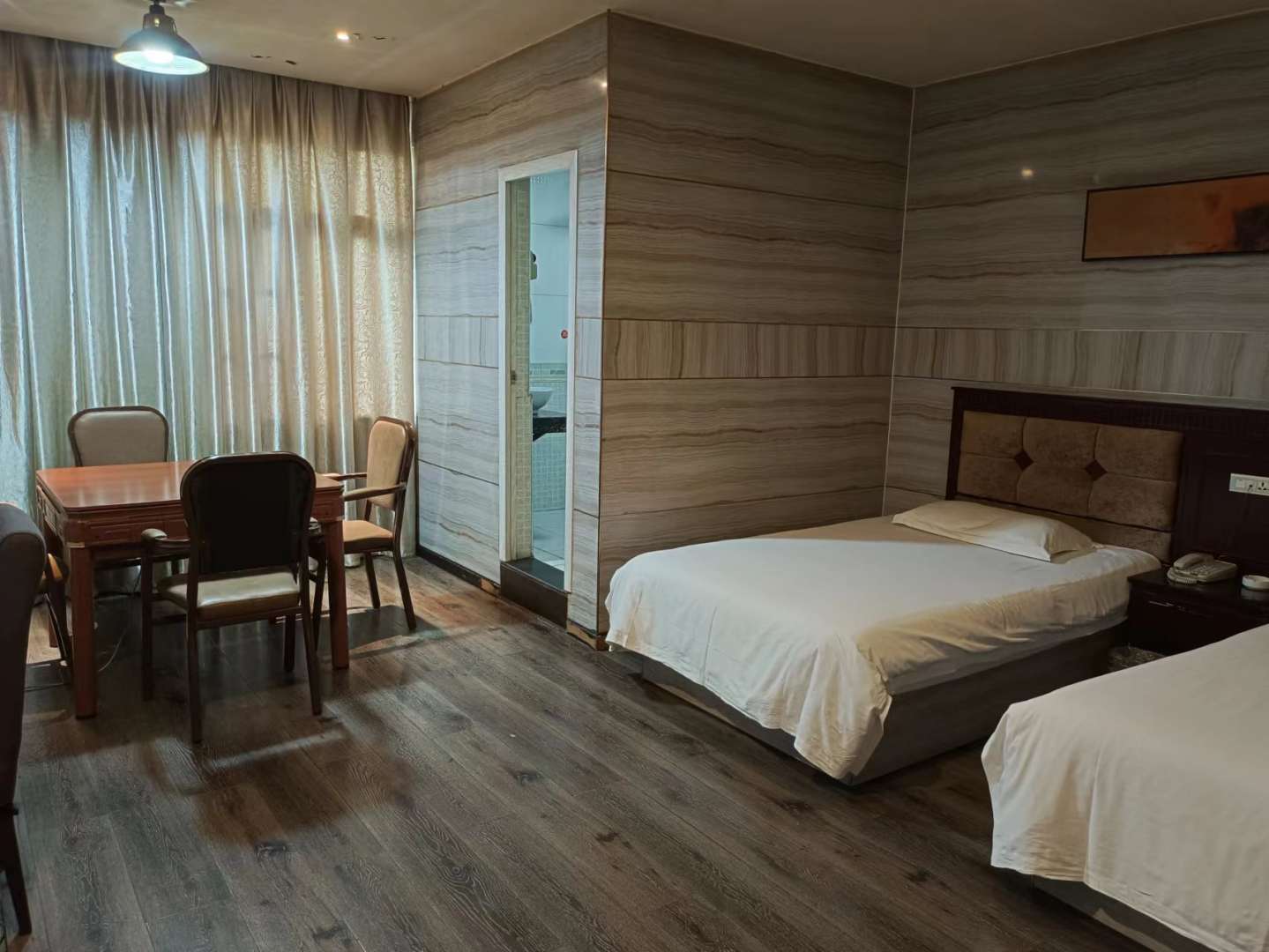 富森宾馆(南悦大酒店西北)