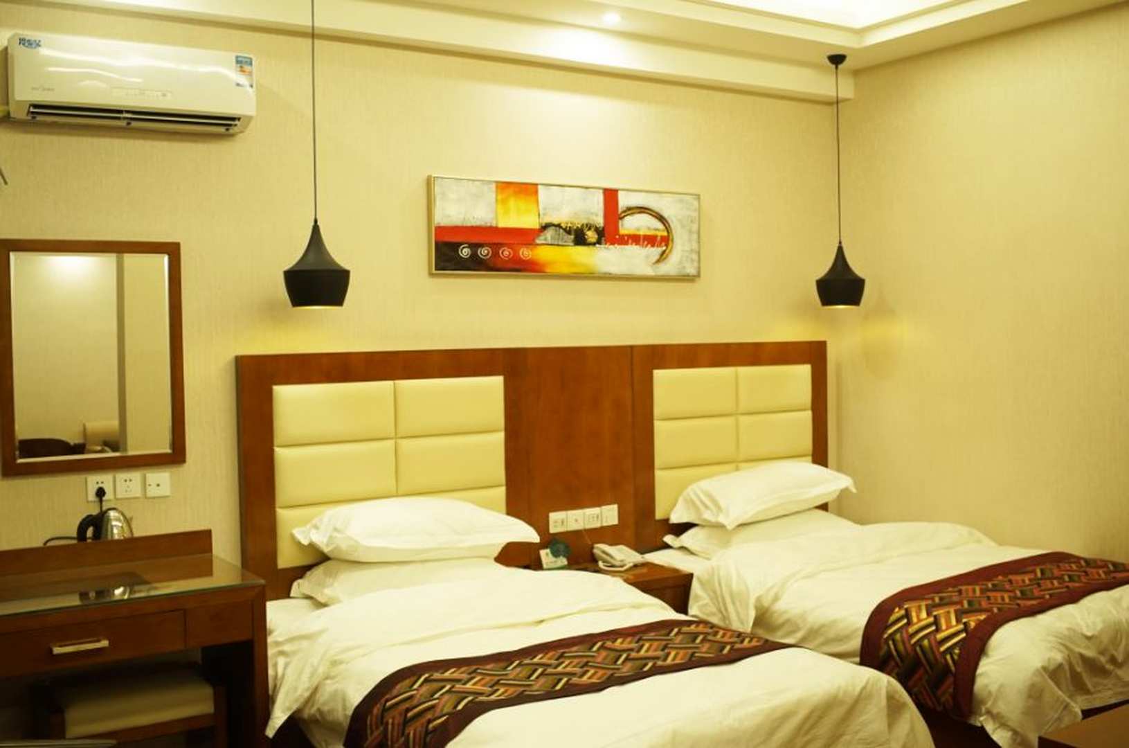 康桥酒店(靖远广场店)