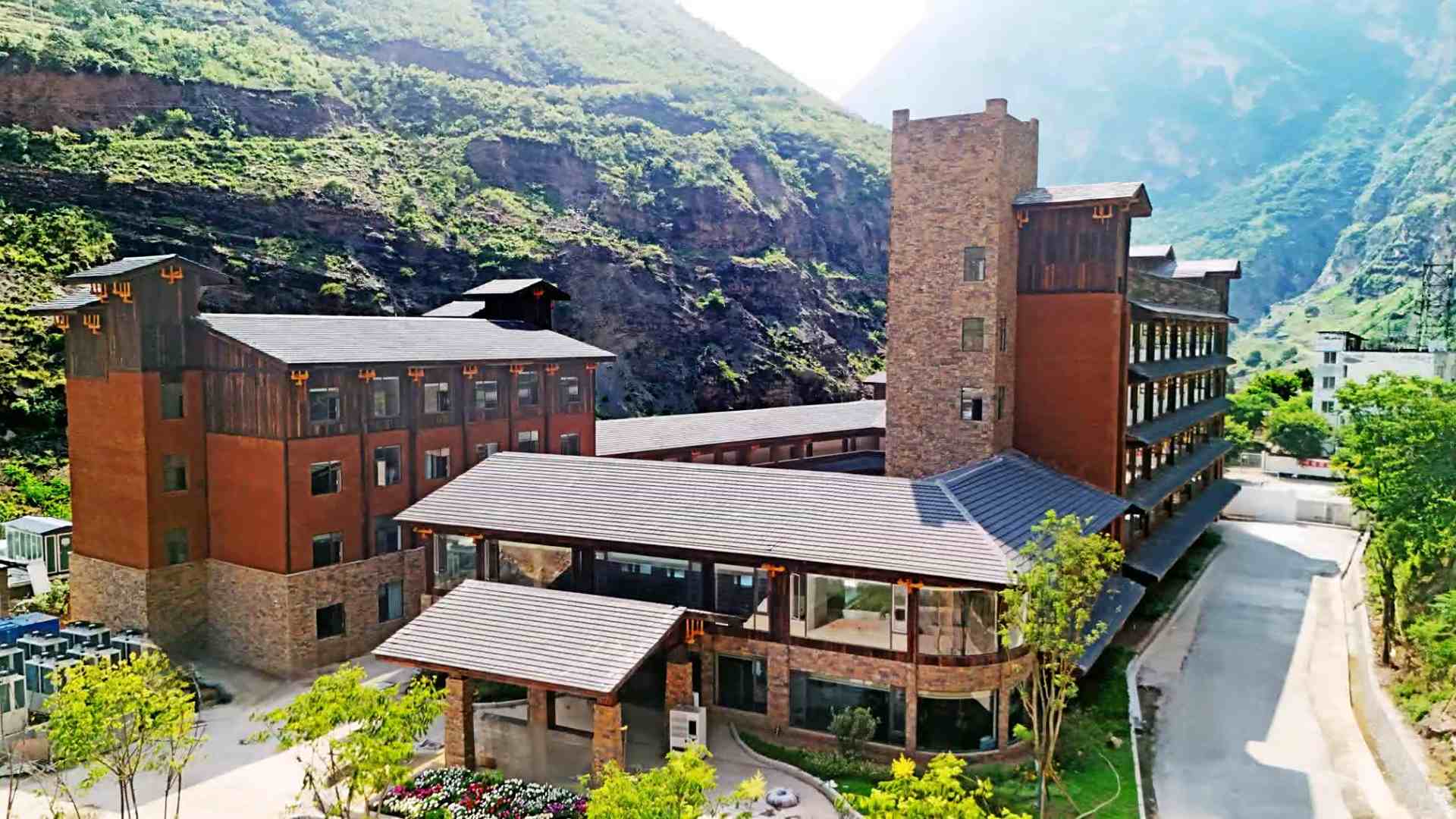悬崖村