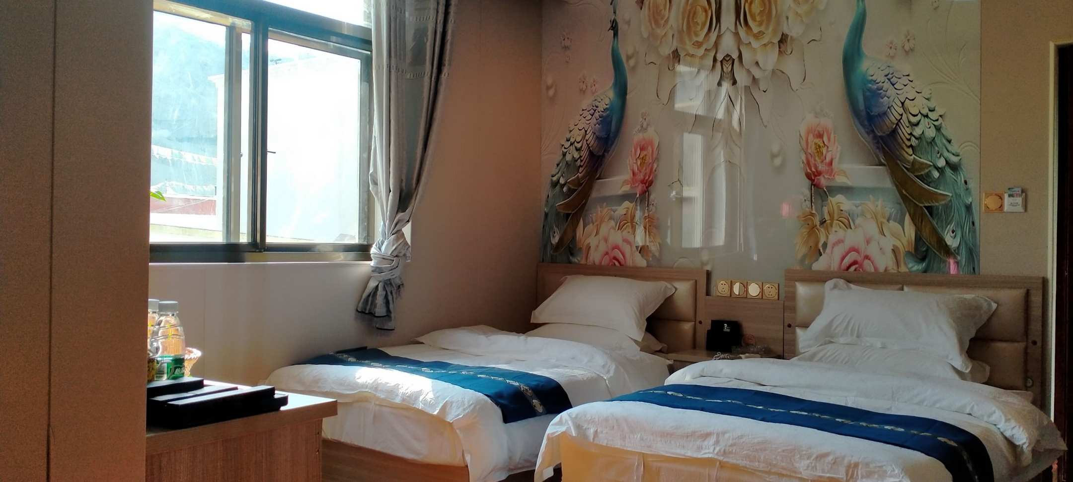 普兰馨雅生态商务酒店