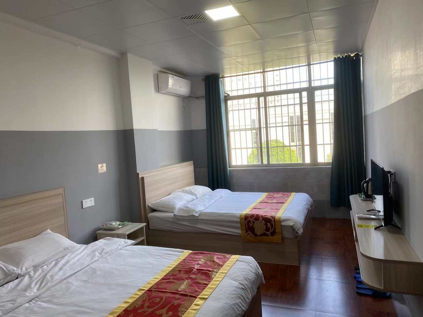 百旺宾馆(钦州万国商业广场鸿发市场店)