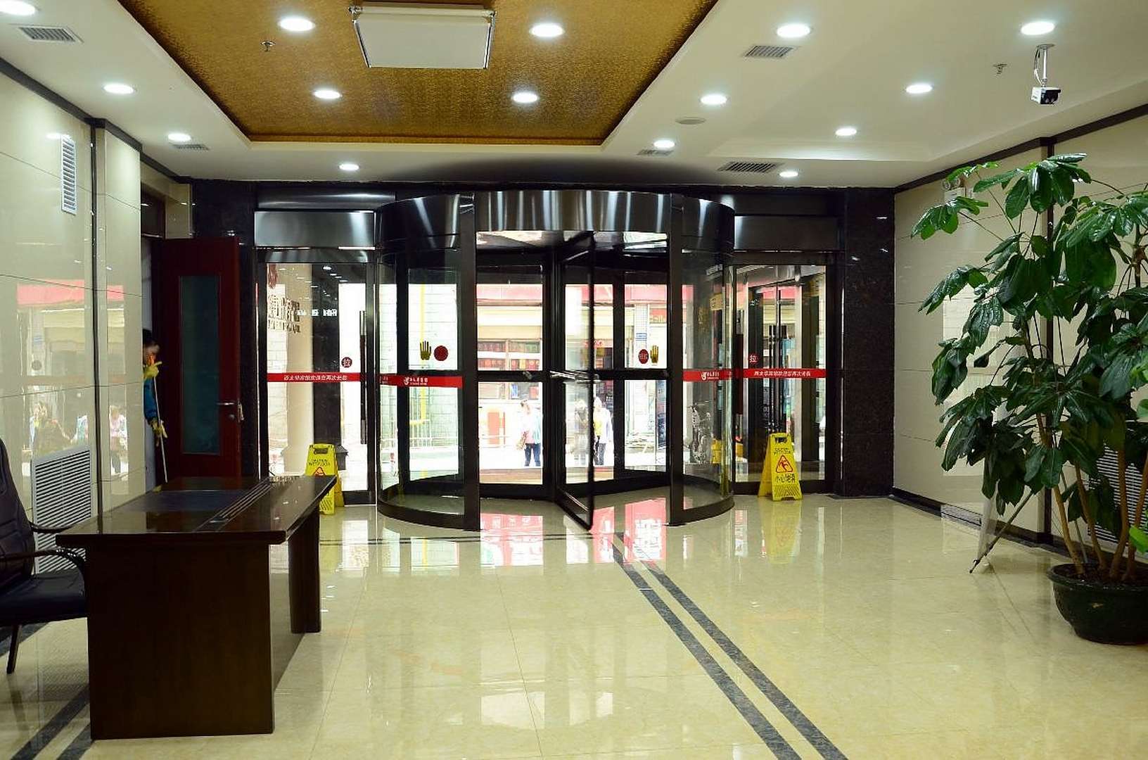西太华宾馆(西太华商厦店)