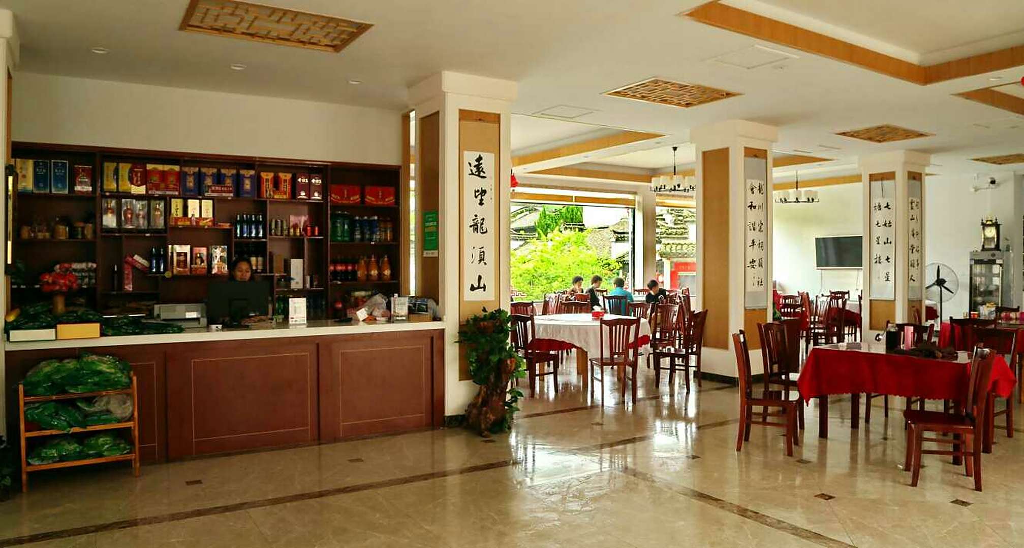 绩溪龙川七楼酒店