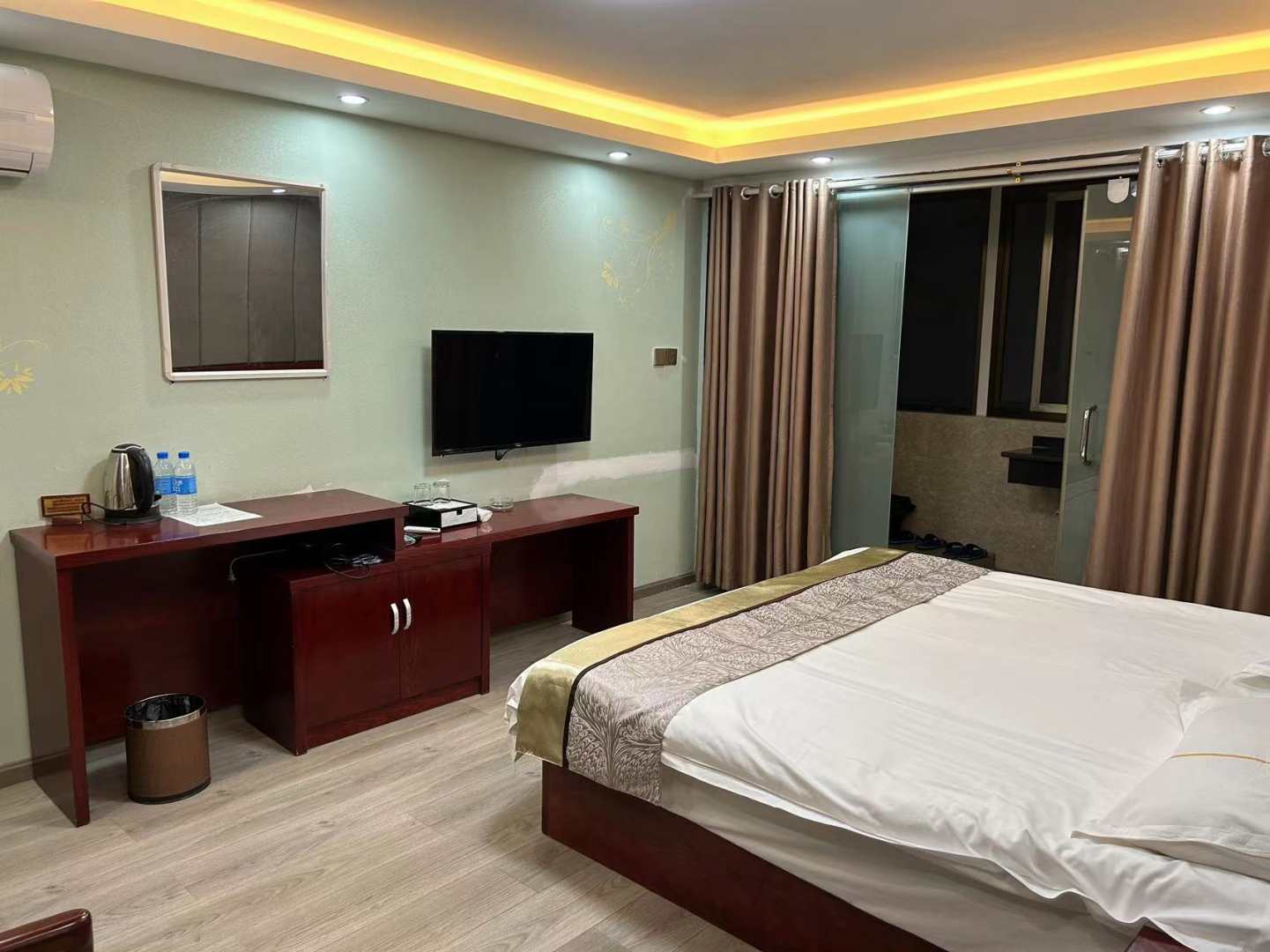 良源商务酒店