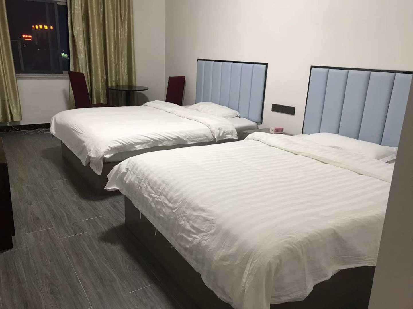 东安栖源宾馆