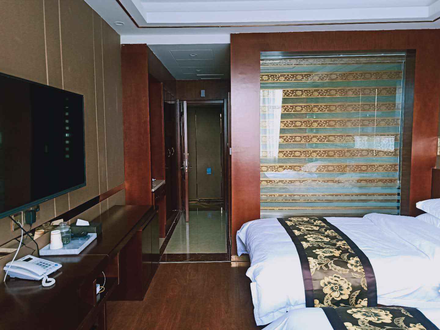 江孜江洛大酒店