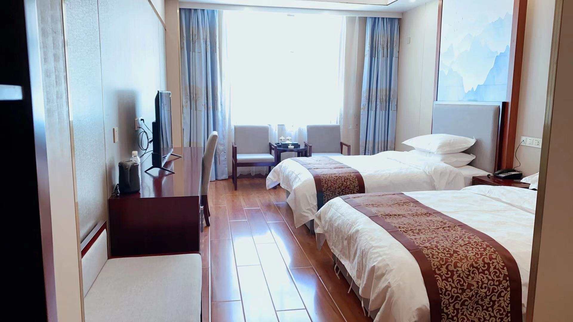 八宿康江大酒店
