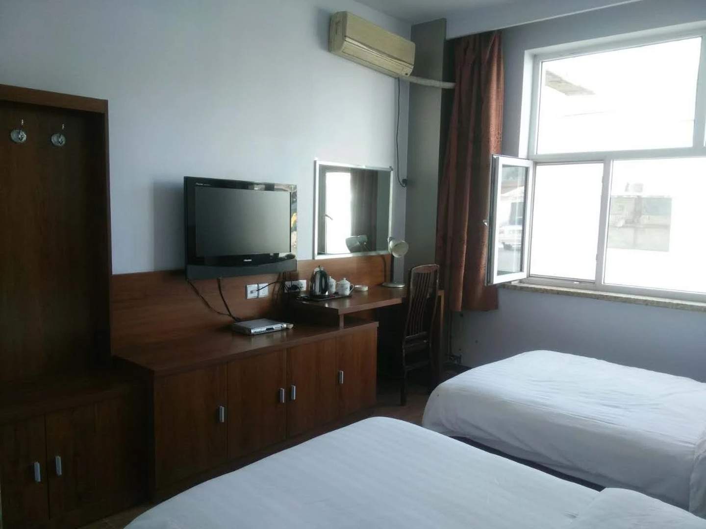锡林浩特淘林河宾馆(阿尔善路分店)