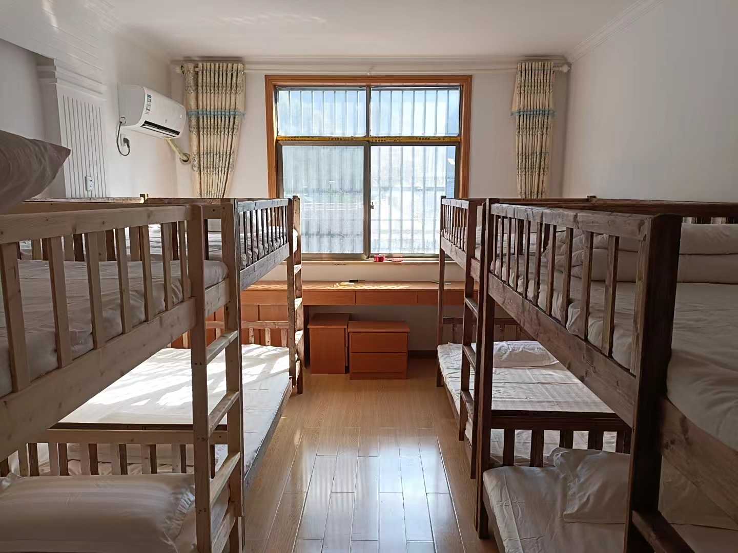 青鸟猫青旅社(月亮湾景区店)