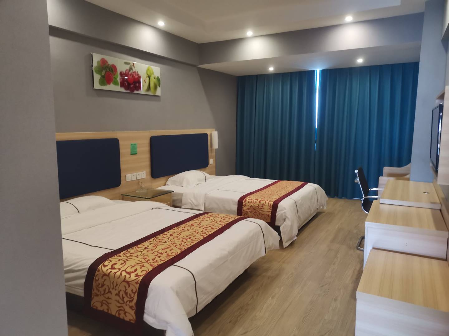 防城港企沙蓝天大酒店