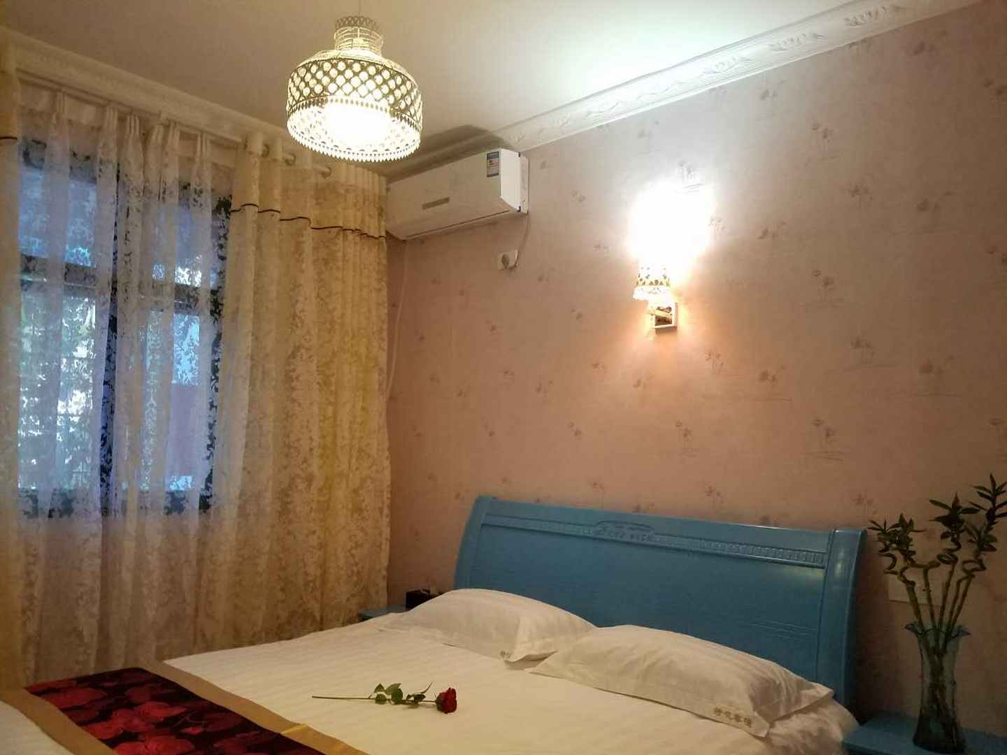 诗花客栈
