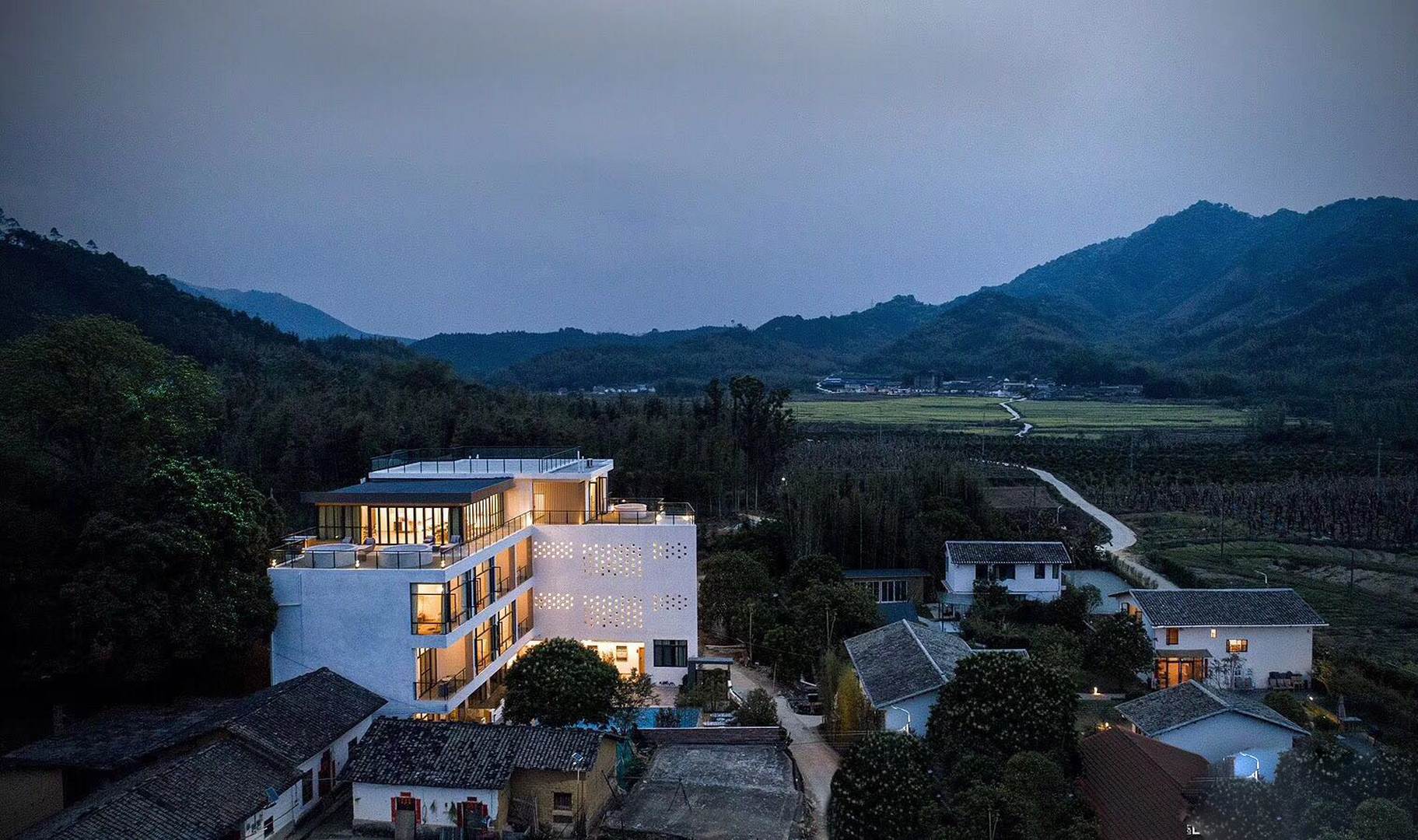 爱树乡村度假山居
