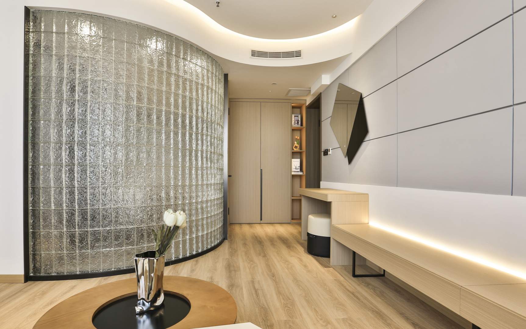 朗瑞酒店(林业大学乐松广场店)